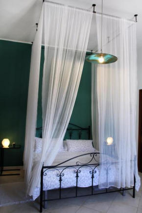 Tenuta Piana 2 con accesso diretto al mare Caronia